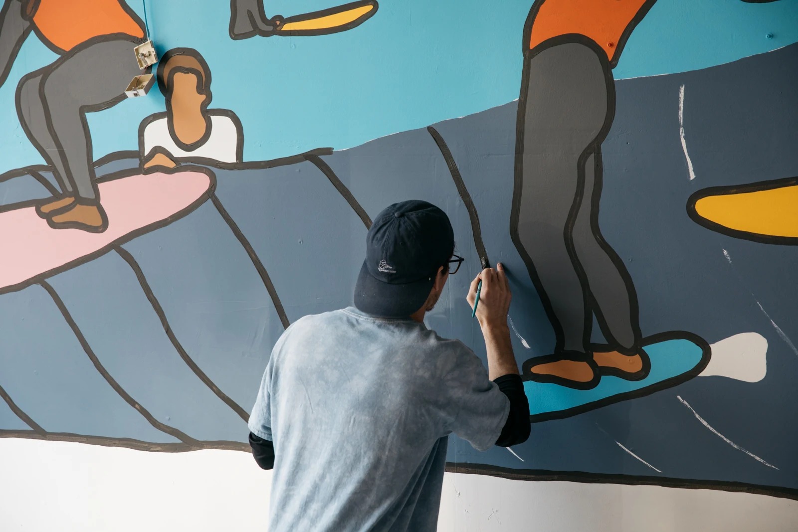 City Surf Project Mural 10x15 ft, 2019 — San Francisco, CA — surf art, surf lifestyle art, ocean wall art, mural art, large scale painting by Alimo, post-pop surf artist Brooklyn NY — image 2 of 3